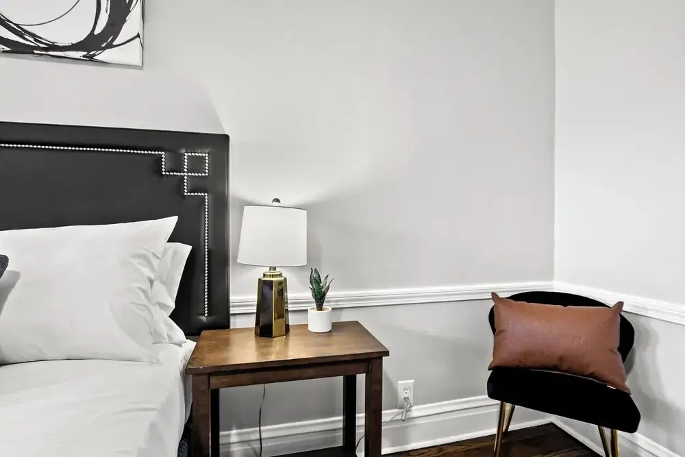 Cozy 2BR in Chicago - Roscoe 08-1W