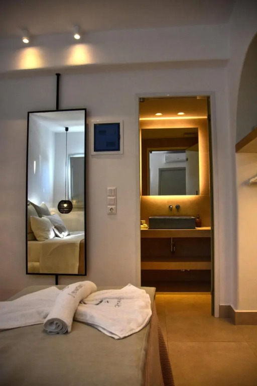 Quartano Luxury Cycladic Residence, Adults Only