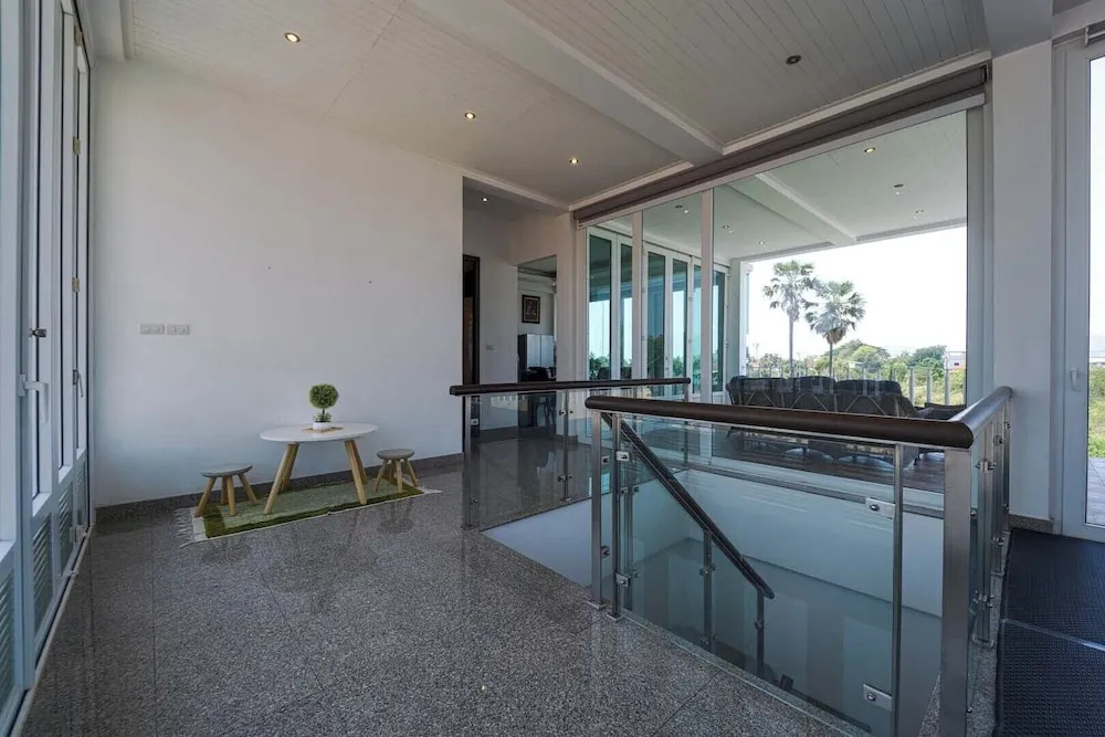 Luxury 4 Bedroom Pool Villa - PV8