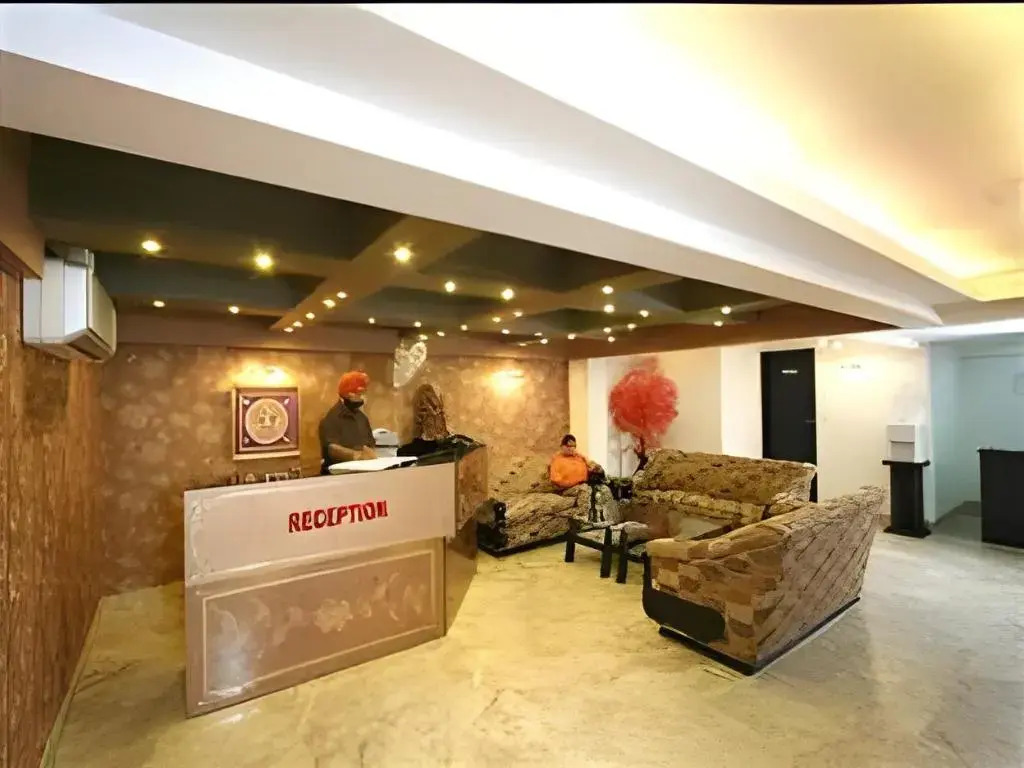 Hotel Jeniffer Inn