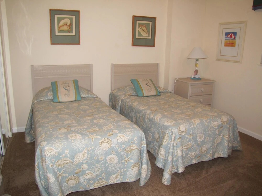 Leeward Key Condos by Crystal Waters