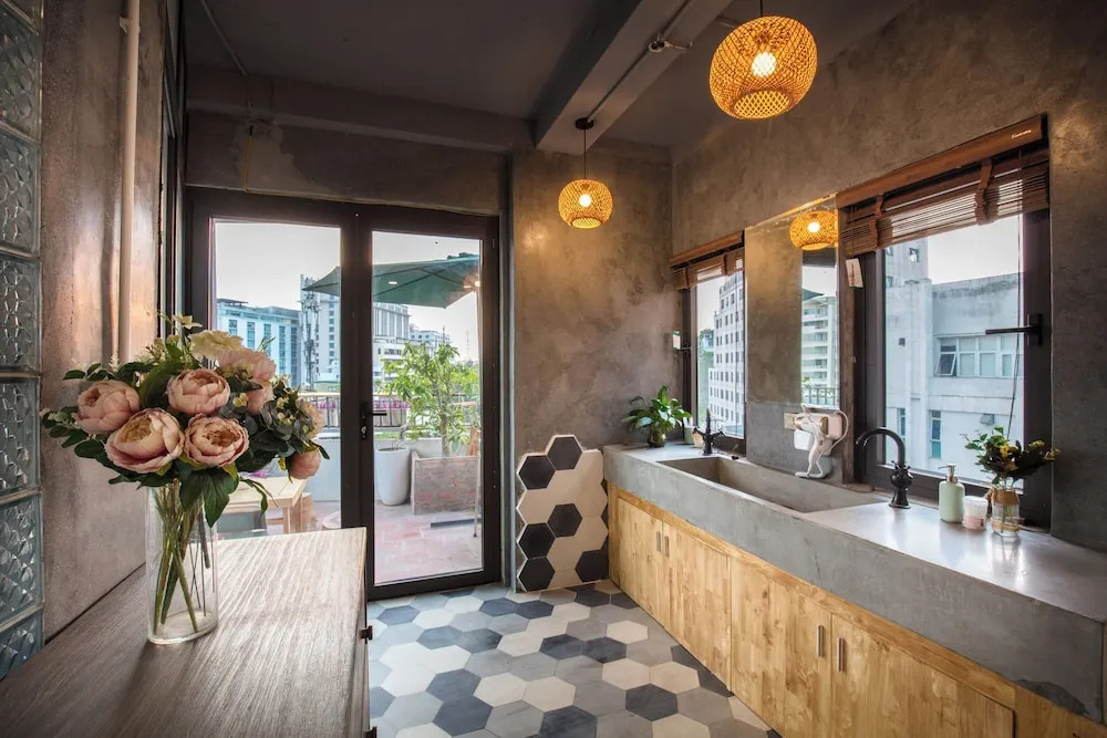 SaziHome Le Thanh Tong Hanoi