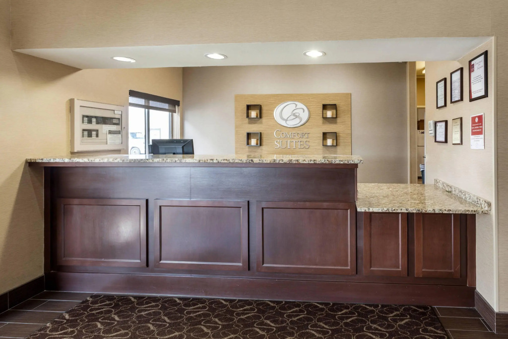 Comfort Suites Lincoln North