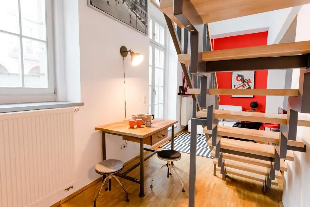 LE-Style! NEU Top-Galerie-Studio Bauhaus-Stil