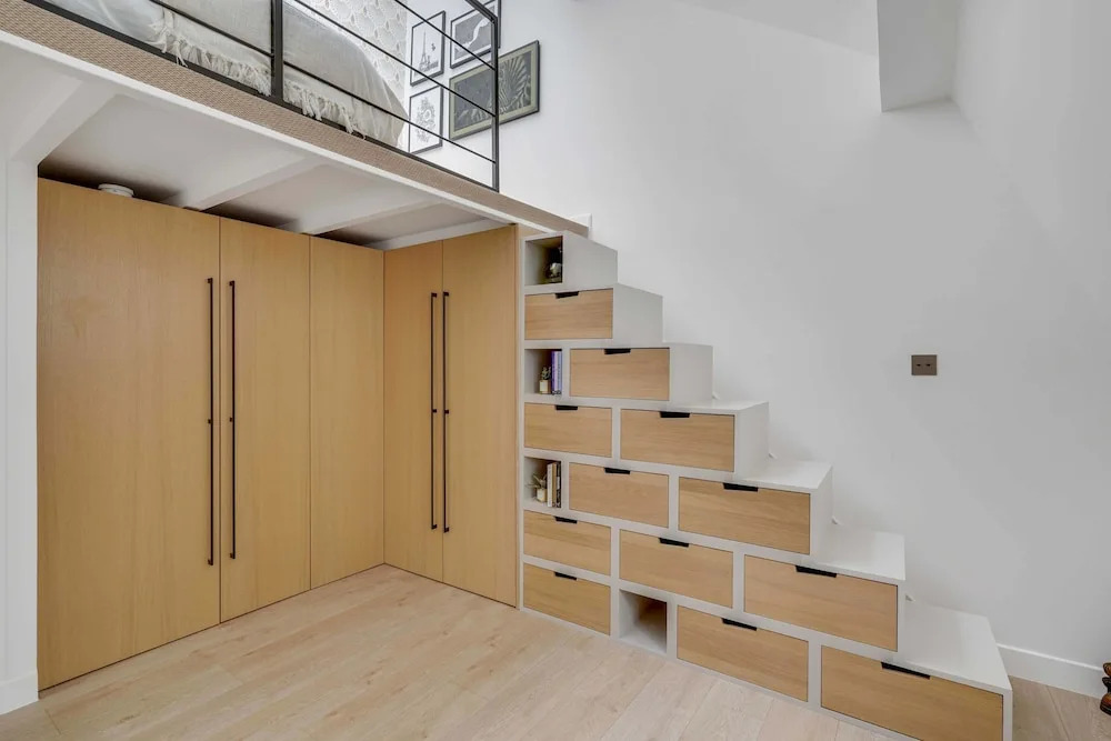 Historical Apartment in the Heart of Paris - 4