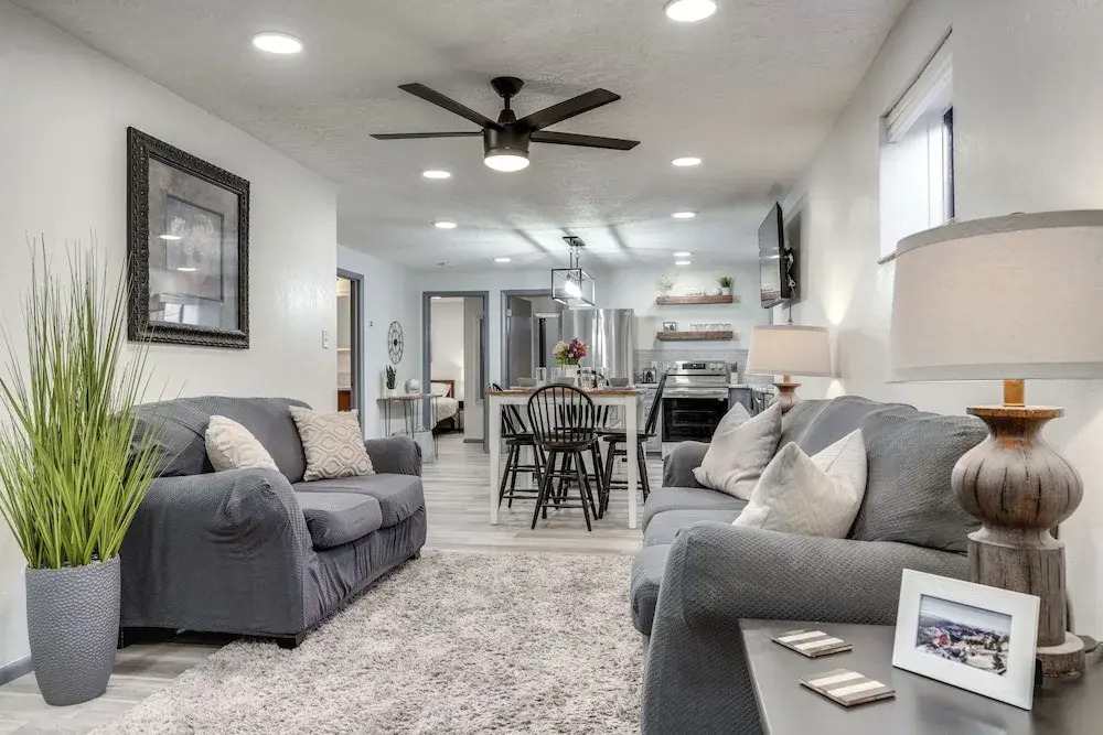 Central Cedar City Apartment: Walk to Suu!
