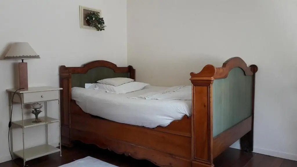 Maison dans un environnement boisé très calme