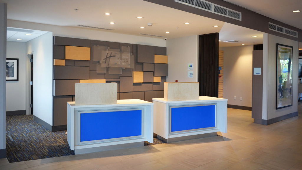 Holiday Inn Express & Suites - Jacksonville W - I295 and I10 by IHG