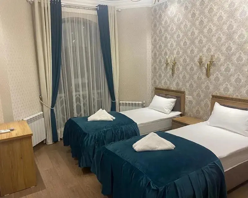 Anor Guest House (Анор)