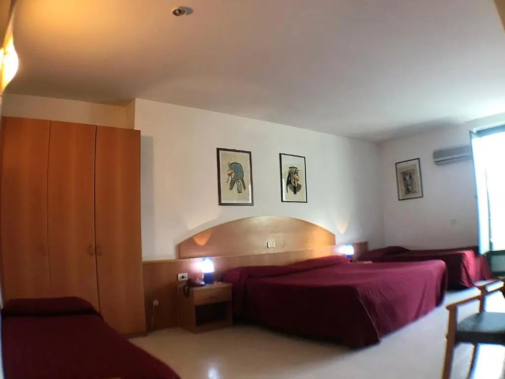 Ascot Lodging