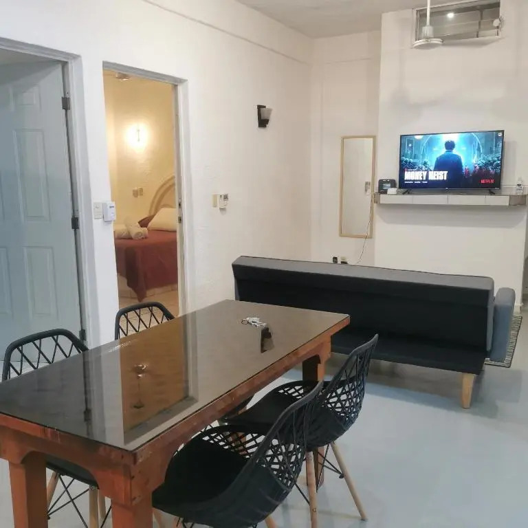 2 bedroom apartment with a/c Wi-Fi best location!