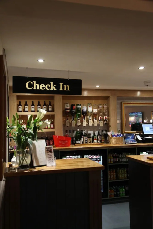 Broom Hall Inn