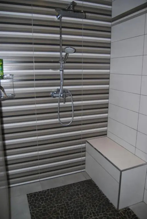 Loft, avec piscine privative, à 15 minutes à pied du centre ville