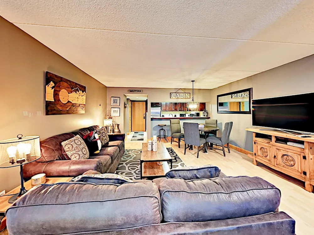 168 Ten Mile Circle Condo Unit 291 2 Bedrooms 1 Bathroom Condo