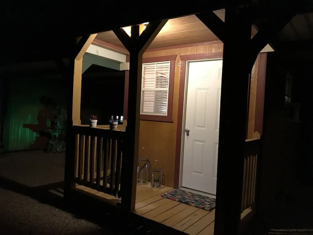 Terlingua Nights Cabins