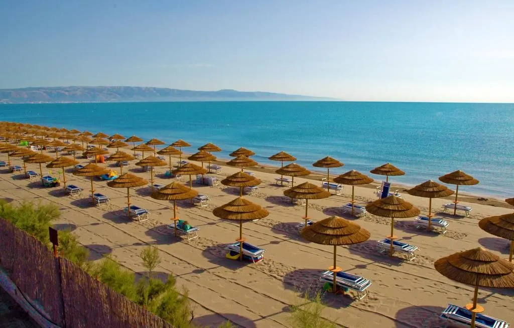 African Beach Hotel