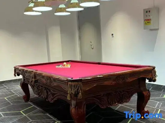 Zhenghai Hotel