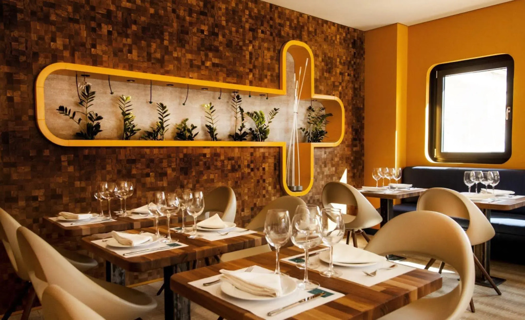 Essence Hotel