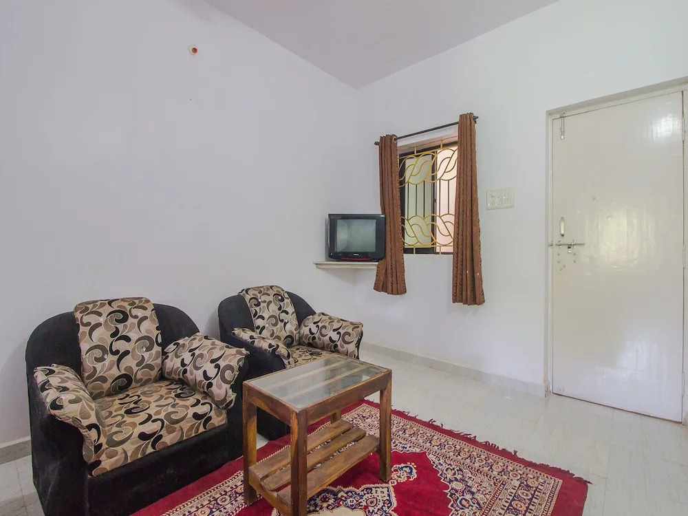 OYO 17343 Home 1BHK With Balcony Uddo Beach