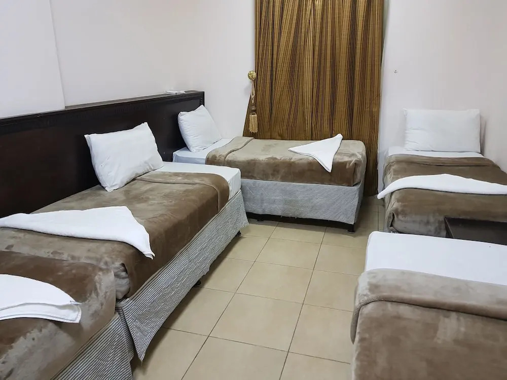 Al Manar Hotel