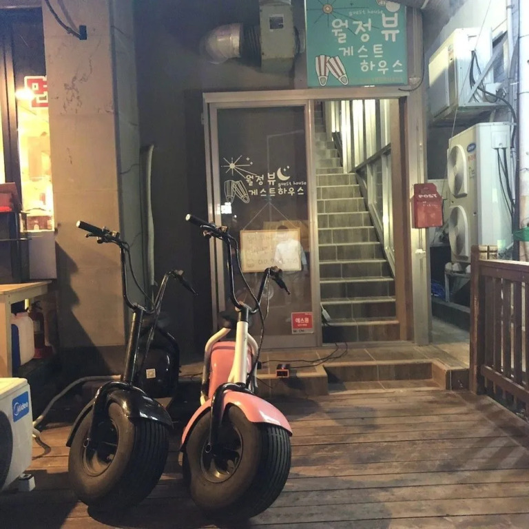 Woljeong view Guesthouse - Hostel