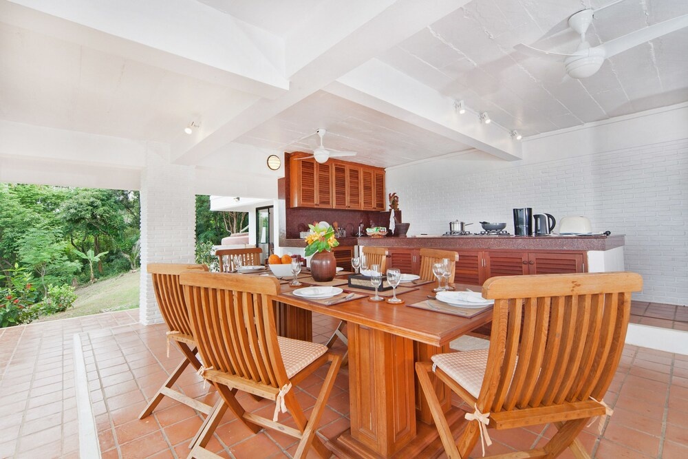 Villa Anantinee