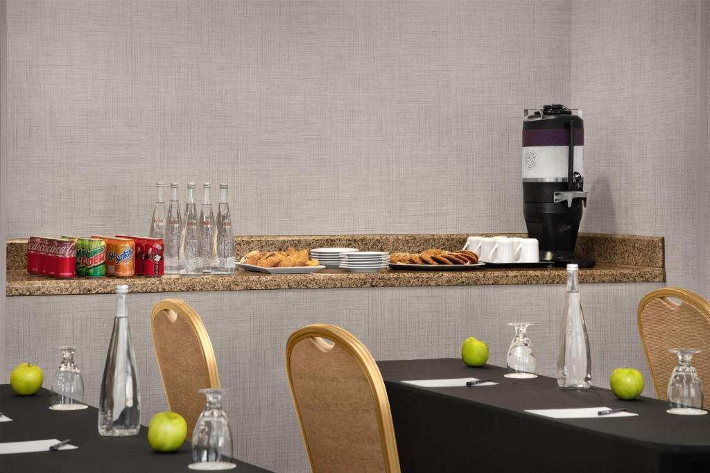 DoubleTree by Hilton LAX - El Segundo