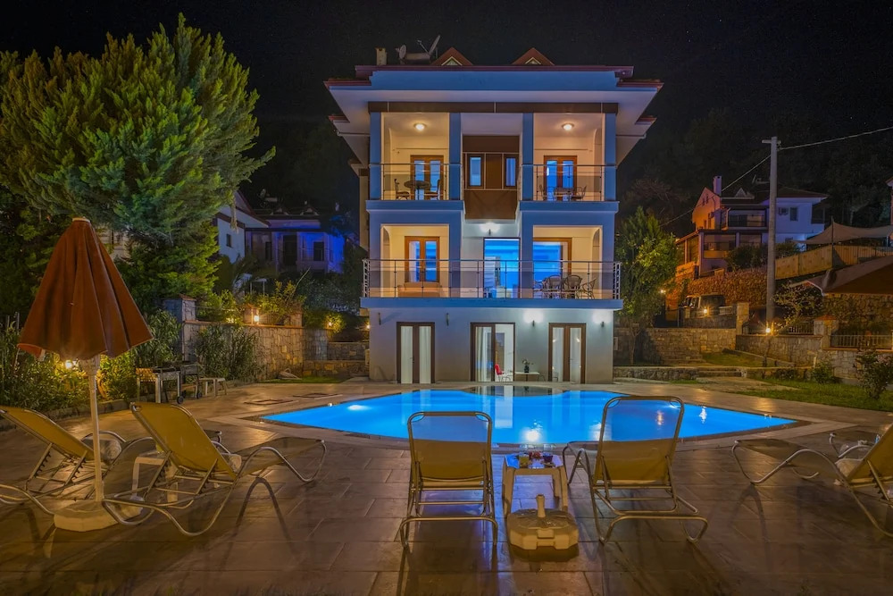 Olympia Villas