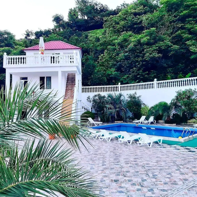 Zura palace