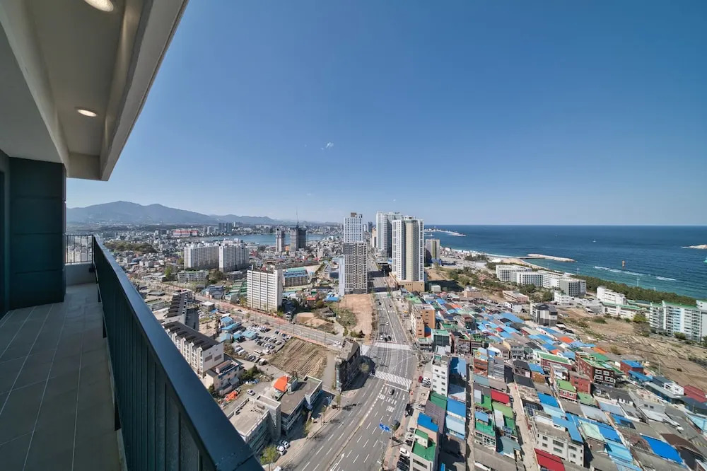 The BlueMark Hotel Sokcho