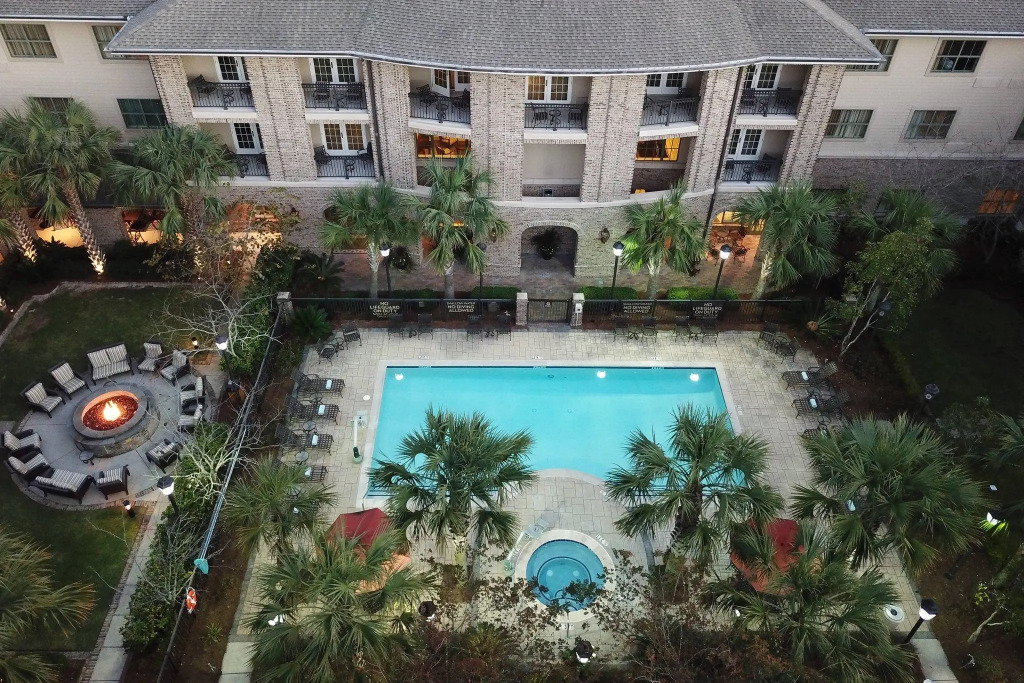 Courtyard Charleston Mount Pleasant