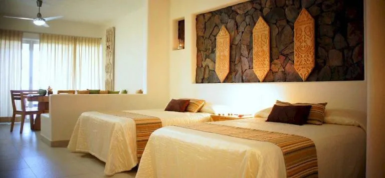 Akan Resort