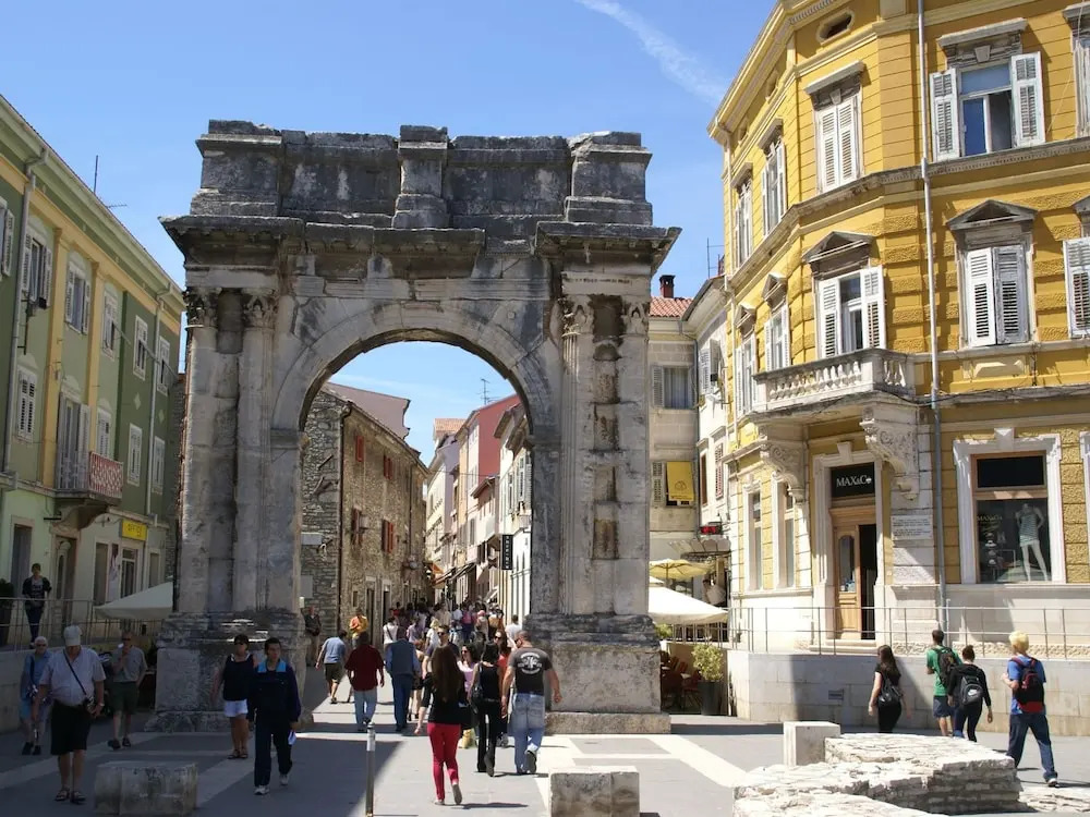 Holiday Home in Pula Near Beach