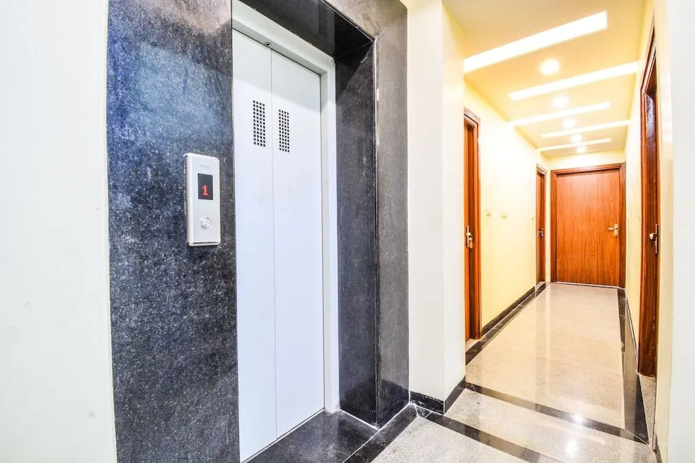 OYO 22204 Hotel Mark Inn