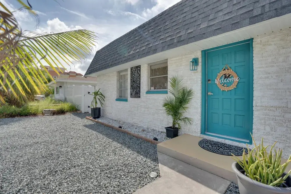 Walk to Redington Beach: Renovated Duplex w/ Patio