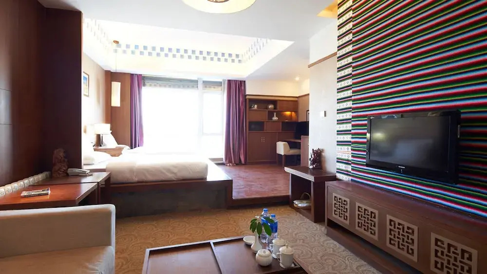 Floral Hotel Shangri-la Budange