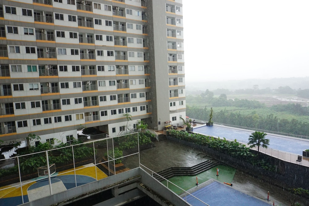 Contemporary And Cozy Studio Apartment Lrt City Sentul - Royal Sentul Park