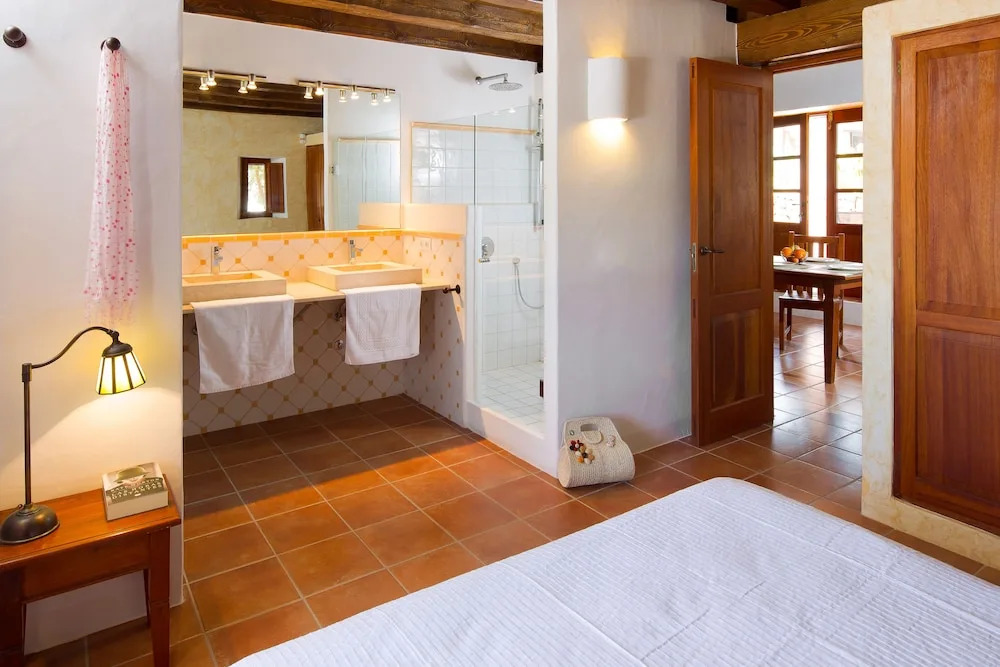 CAN NOVES - Villa de 4 Suites 34 y 22
