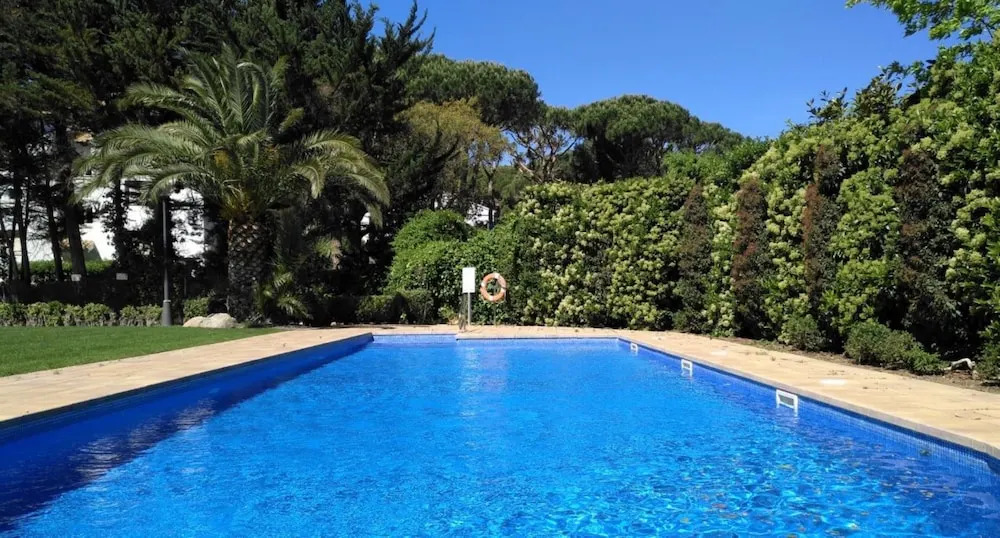 Apartment - 1 Bedroom with Pool and WiFi - 107738