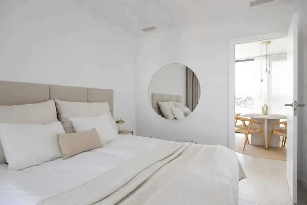 Stylish Luxury Suite With Terrace in Higueron