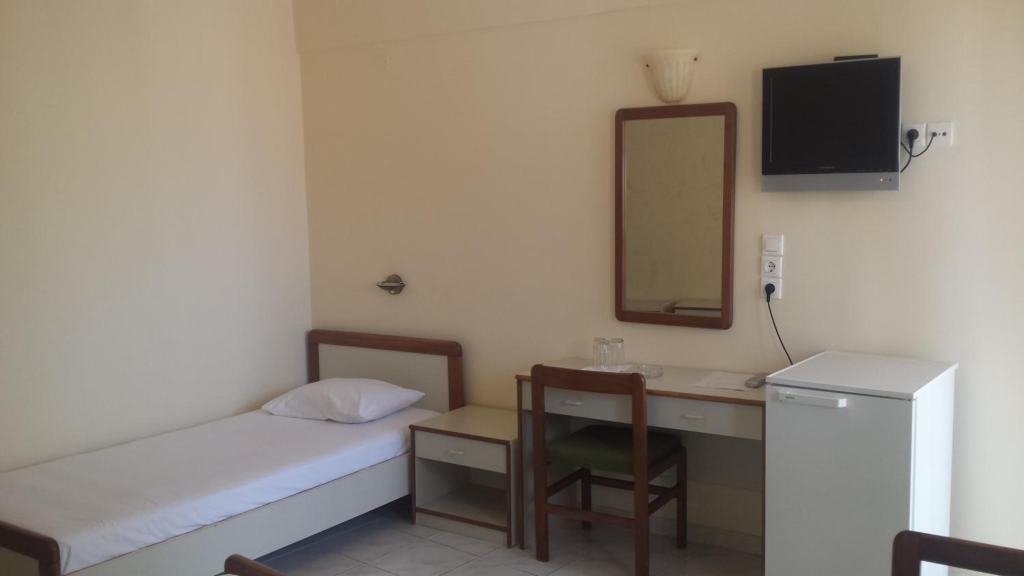 Ionis Hotel