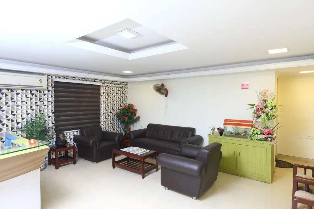 OYO Flagship 475 Audi Nivas, North Usman Road
