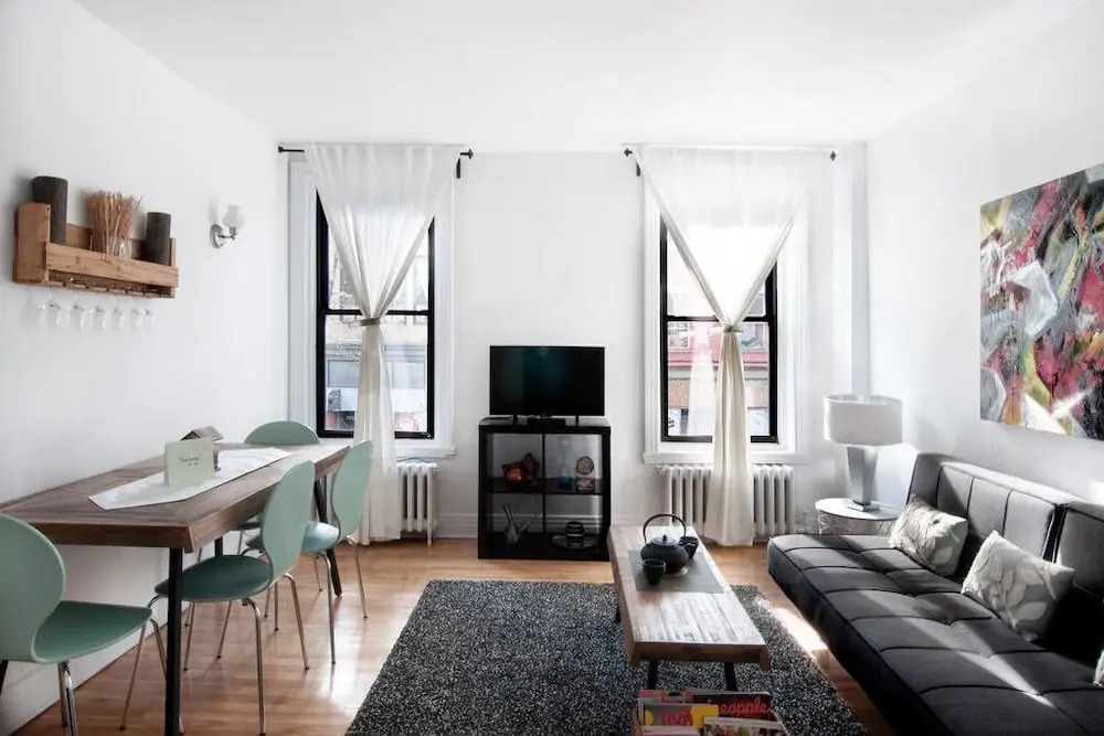 Two Bedroom Apartment in the Plateau