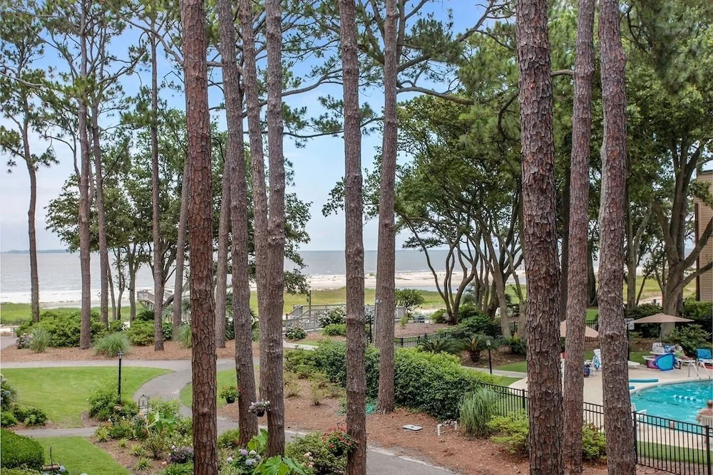 J's Beachtime - 3 Pools, Tennis, Playground 2 Bedroom Condo