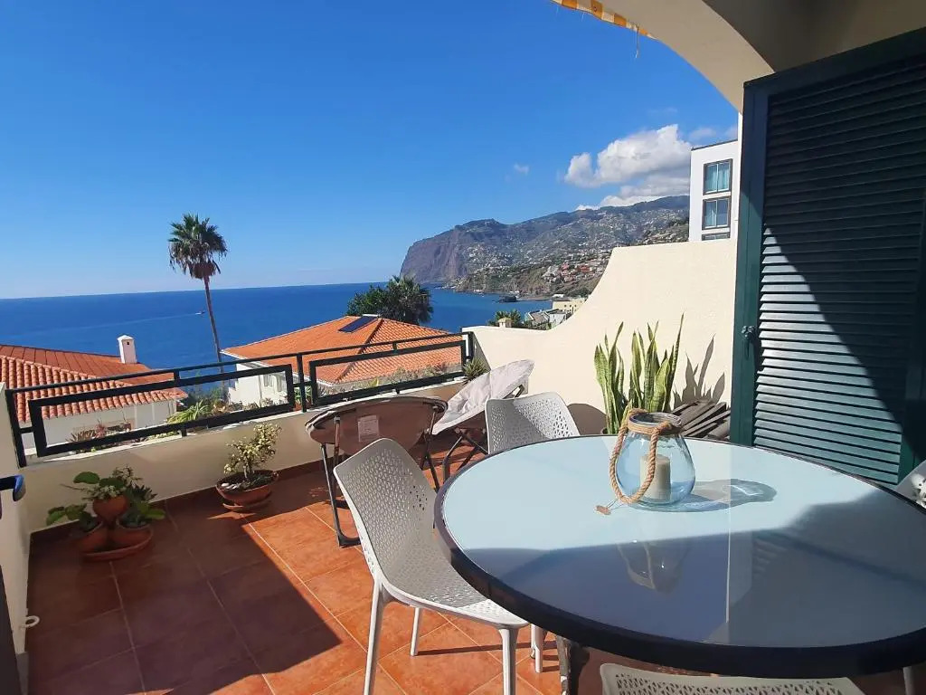 Luzia's Apartment - 2 Bedroom Apartment Sleeps 4