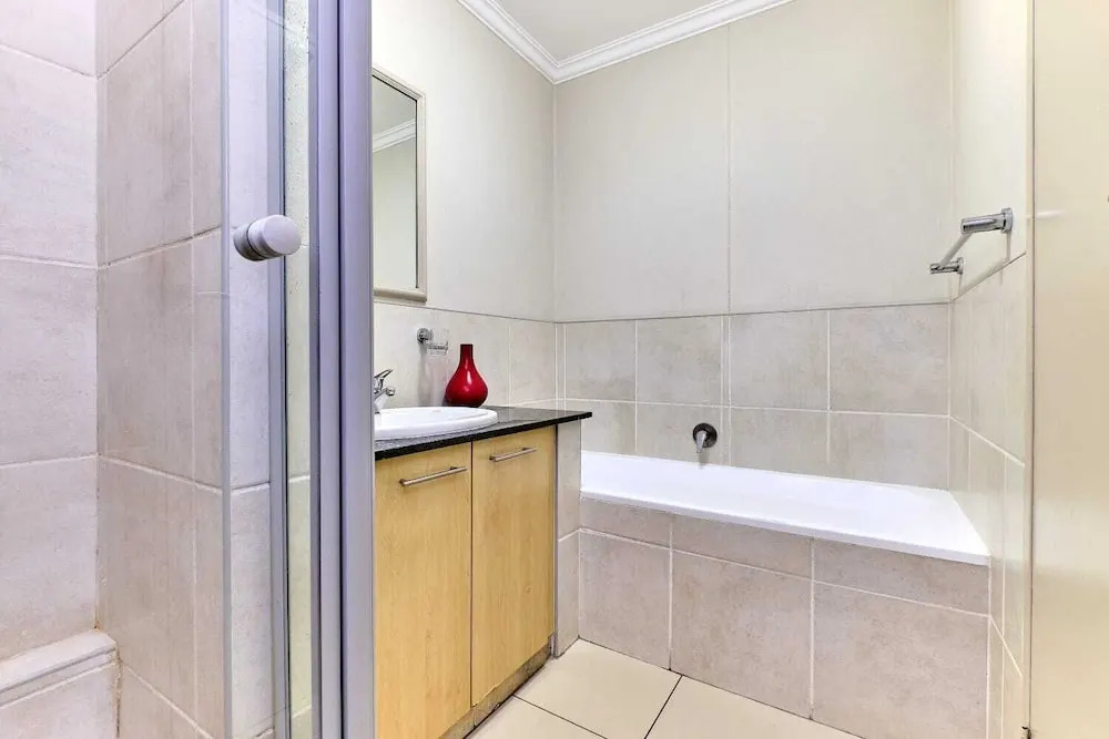 Sandton Heights by Sandton Exclusive