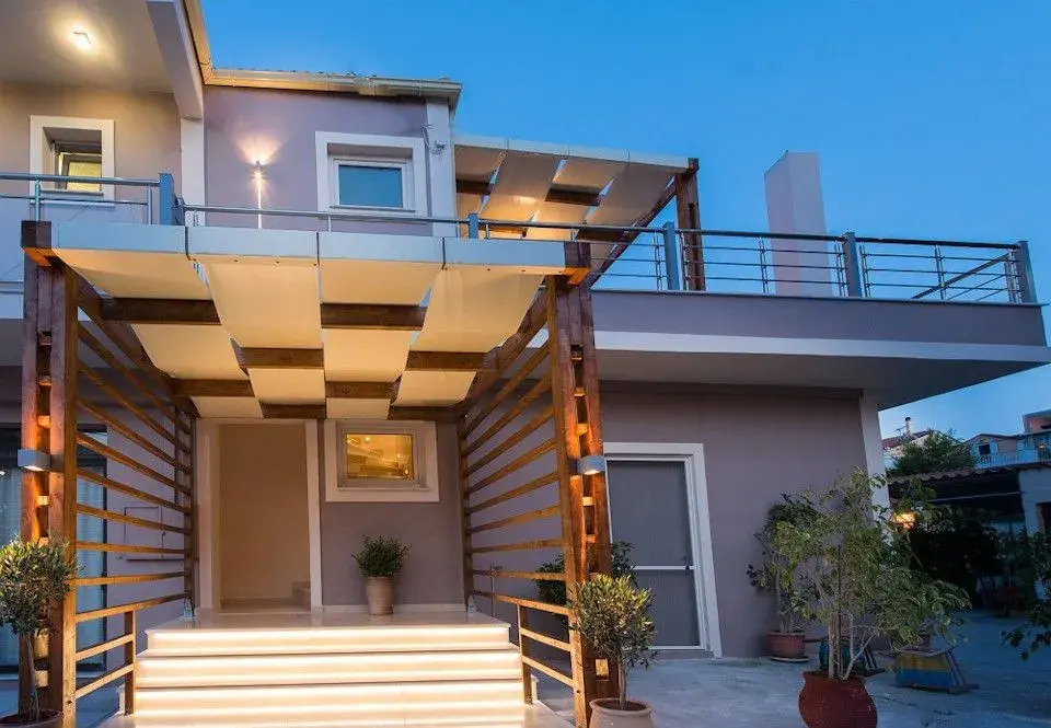 Zoi Apartments