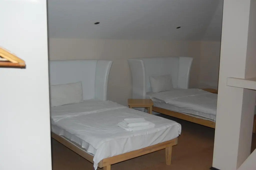 Hotel Rcheuli Palace