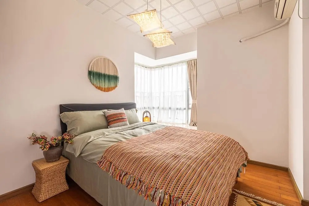 Locals Boutique Apartment Huafa Plaza 39