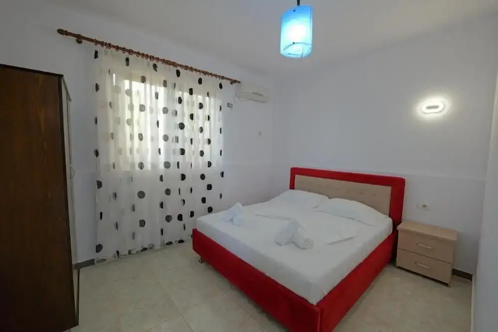 Vila Xhovani